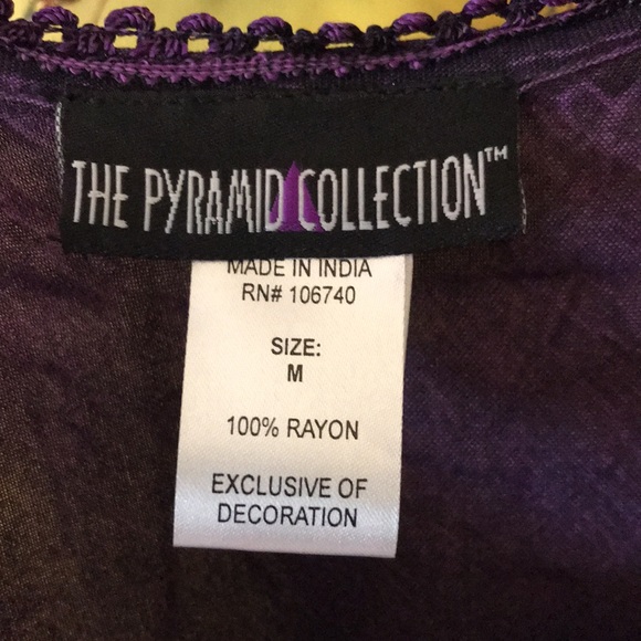 Pretty top - Picture 3 of 4